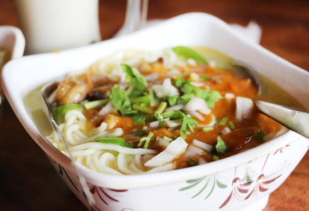 Chicken Thukpa