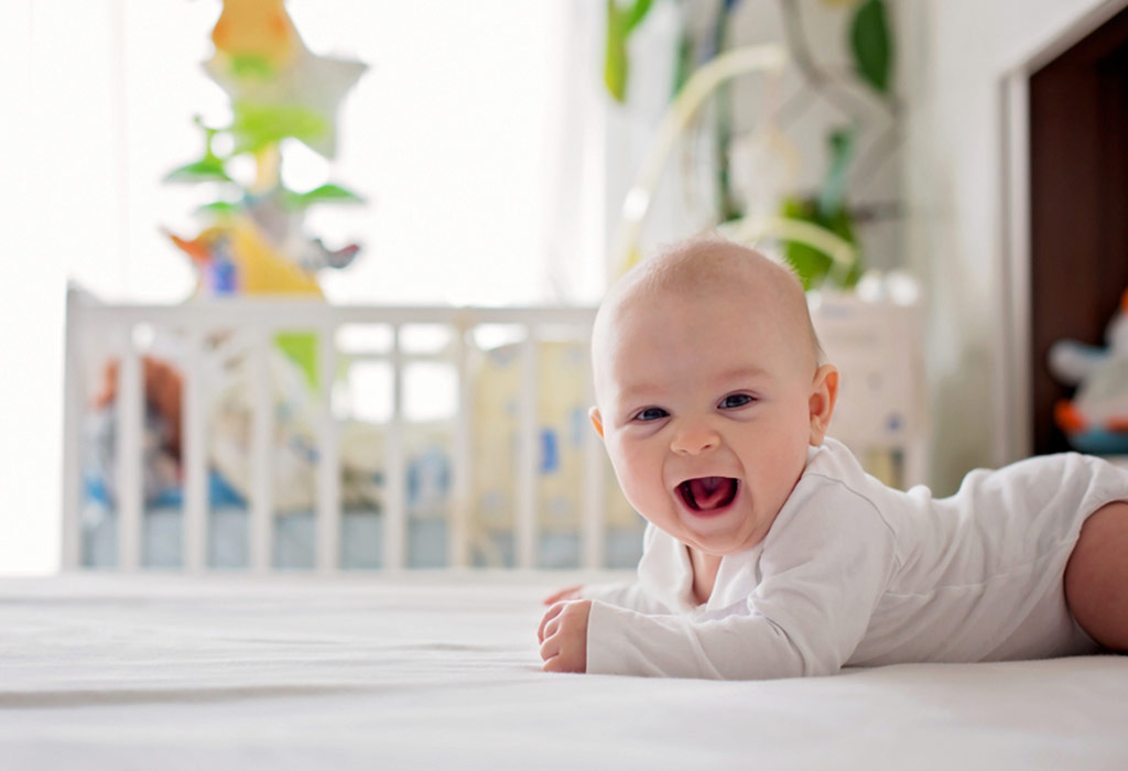 A Guide To 9-Month-Old Baby Developmental Milestones, With Tips | vlr ...