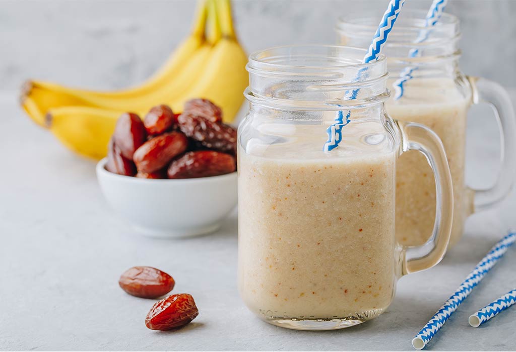 Dates and Banana Shake