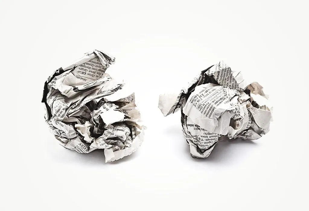 Sticky Spider Ball Using Old Newspapers
