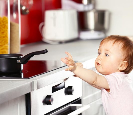 बच्चों का जल जाना – कारण, प्रकार और उपचार बच्चों का जल जाना - कारण, प्रकार और उपचार