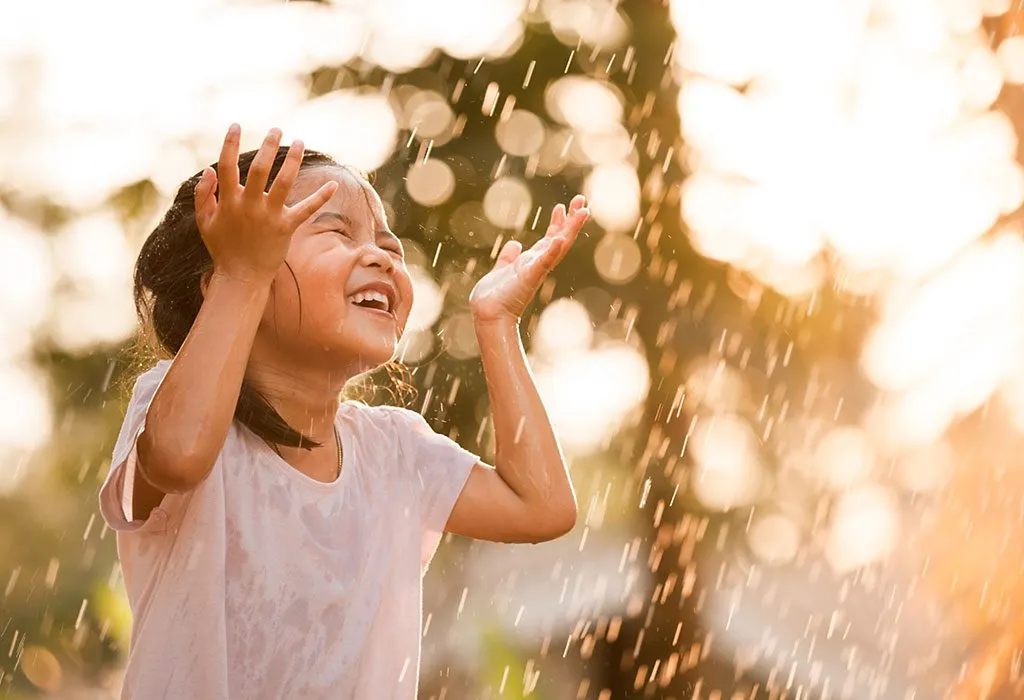 10 Secrets & Effective Tips to Raise a Happy Child