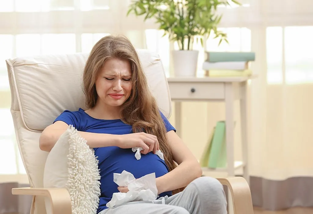 pregnant women is crying pregnant women is crying