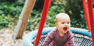 9 महीने के बच्चे के लिए 10 बेस्ट डेवलपमेंटल एक्टिविटीज 9 महीने के बच्चे के लिए 10 बेस्ट डेवलपमेंटल एक्टिविटीज