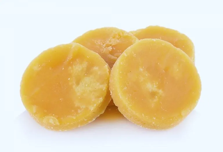 Giving Jaggery (Gur) to Babies  - When, Benefits and Risks