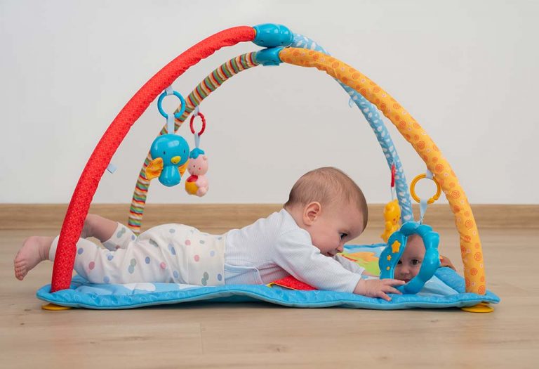 Things To Do With A 6 Months Old Baby: Activities & Games