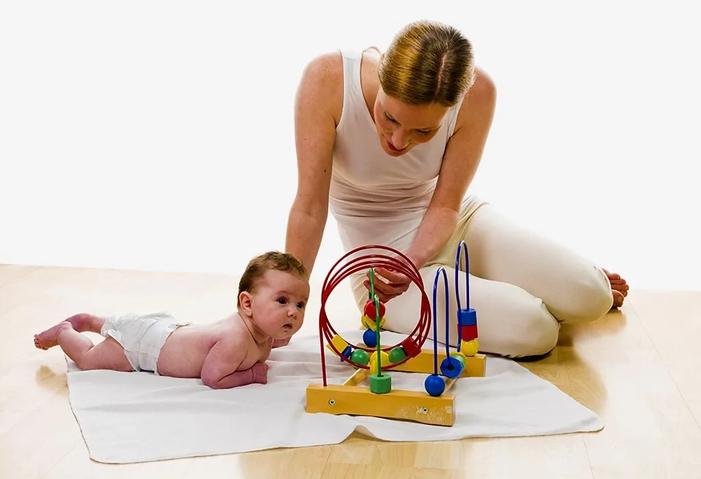 A guide to help your baby sit up