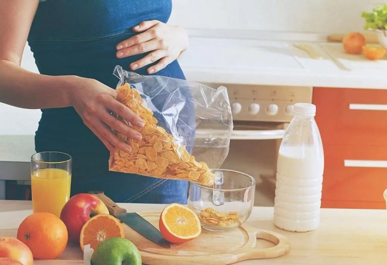 Eating Corn Flakes During Pregnancy: Benefits and Side Effects