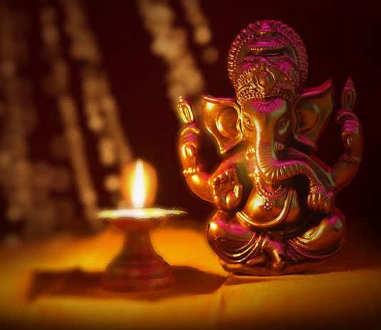 ভগবান গণেশের 10 টি জনপ্রিয় গল্প শিশুদের জন্য নীতি কথা সহ