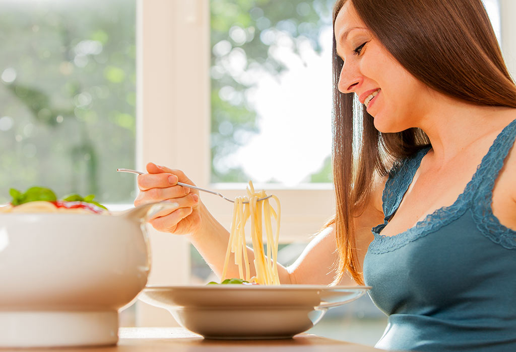 Eating Pasta during Pregnancy: Health Benefits, Risks & Recipes