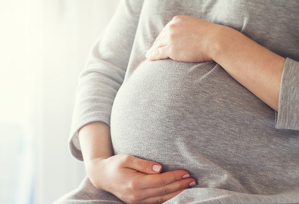 clear jelly discharge while pregnant