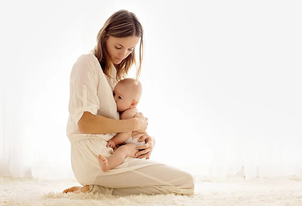 Tips for Breastfeeding with Large Breasts