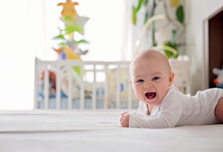 15 Week Old Baby - Development, Milestones & Care
