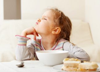 बच्चों की भूख कैसे बढ़ाएं – 10 प्रभावी तरीके बच्चों की भूख कैसे बढ़ाएं - 10 प्रभावी तरीके