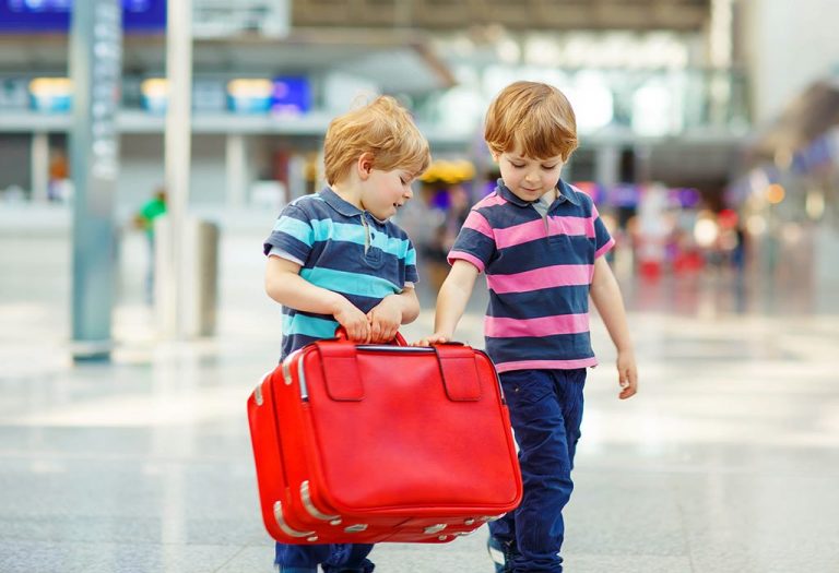 Irish Twins - Risks and Parenting Tips for Raising Them