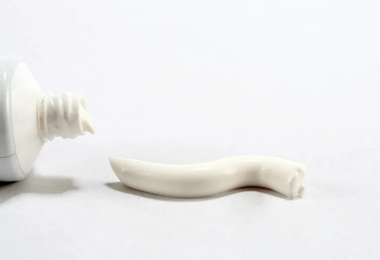 Toothpaste Pregnancy Test: How It Works, Effectiveness, & Accuracy