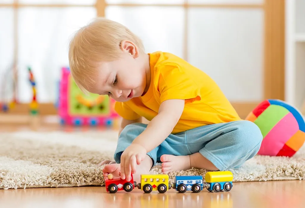Independent Play Benefits: How to Encourage Your Baby or Toddler to Play  Alone