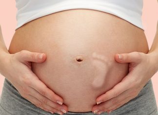 फीटल किक काउंट – गर्भ में बच्चे के मूवमेंट्स कैसे गिनें फीटल किक काउंट - गर्भ में बच्चे के मूवमेंट्स गिनना और इसका महत्व