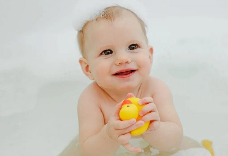 Your 29 Week Old Baby - Development, Milestones & Care