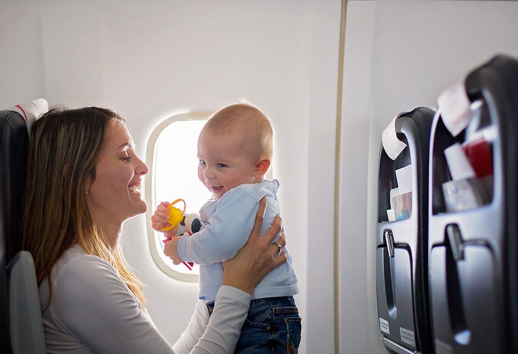 Travelling With a Baby on a Flight – Checklist Before You Go