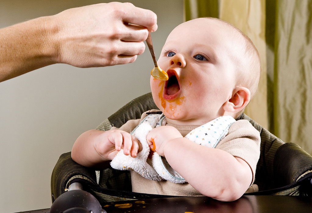 बाळाच्या आहारात जायफळ केव्हा समाविष्ट करावे?