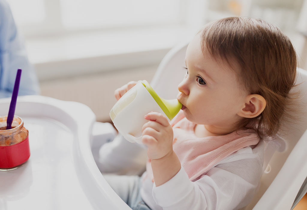 introducing bottle to breastfed baby