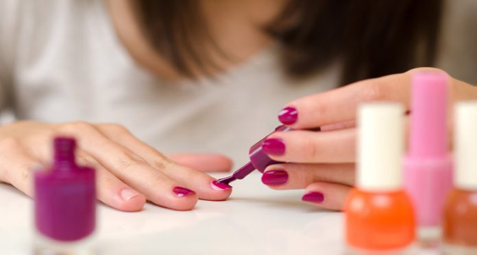 the easiest way to do a perfect home manicure in 8 quick steps