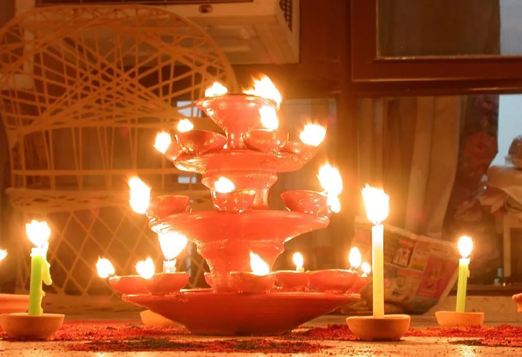 Decorative Diyas | Diwali decorations, Diwali decoration items, Diwali diya  decoration