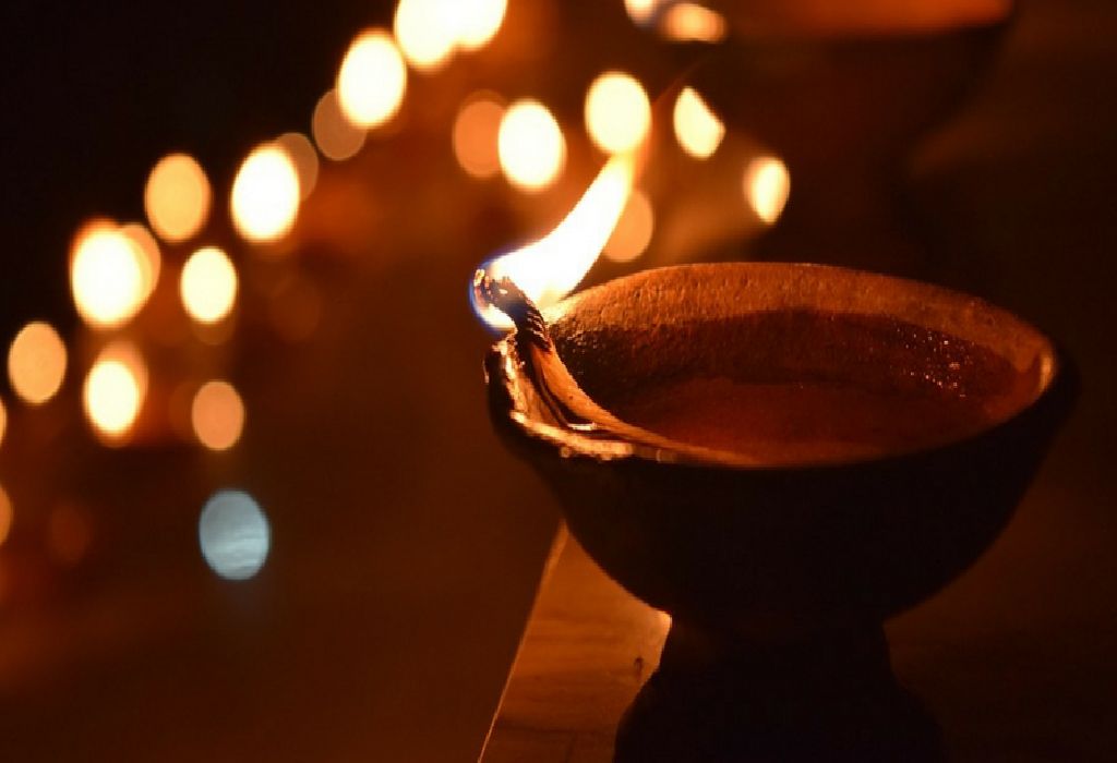 diya decoration in diwali