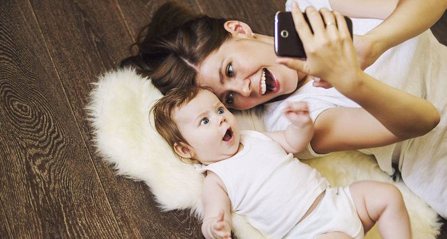 Here’s How Tech Can Simplify Your Life as a New Mom