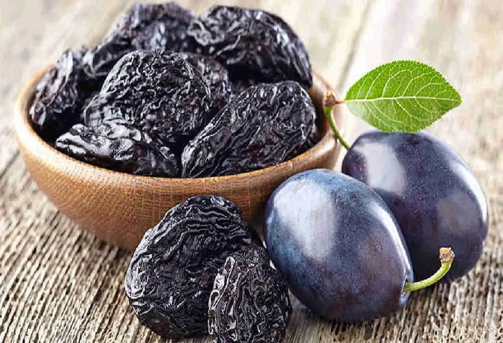Here’s How Eating Prunes Can Help You if You Are Diabetic