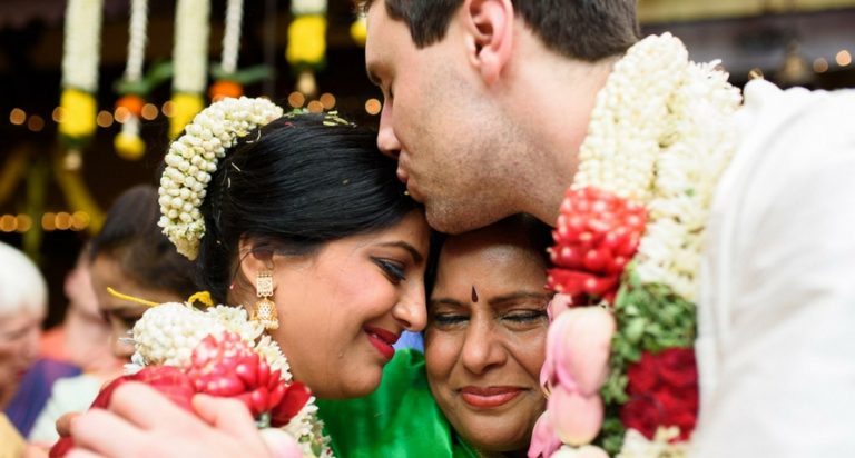 These Feel-Good ‘Kanyadaan’ Pictures Are So Beautiful, They’ll Leave You Happy-Crying!
