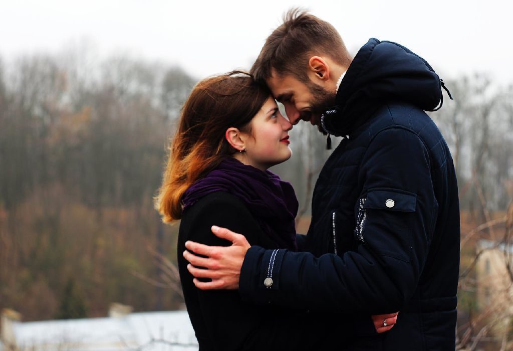 10 True Romantic Love Stories By Real Moms