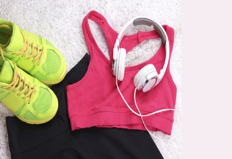 4 Tips on Fitness Clothing To Help You Pick Ideal Clothes For Workout