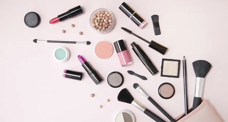 5 BEAUTY PRODUCTS THAT ARE A WASTE OF MONEY!! What to buy instead. 