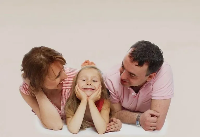 12+ Pros and Cons of Having Only One Child