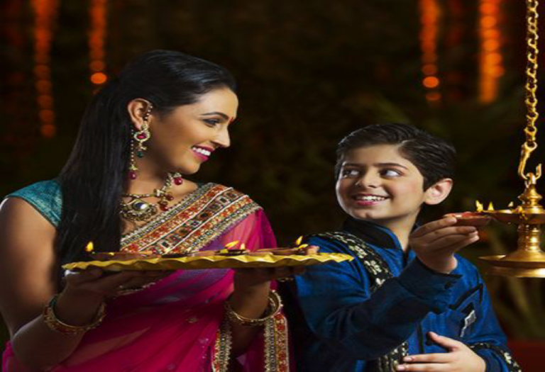 Introducing The Story Of Diwali To Your Tween