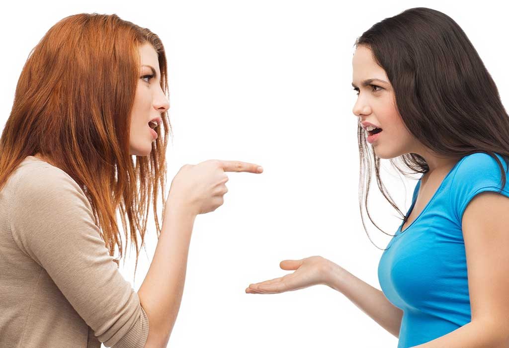 10 Struggles Of Having An Attractive Younger Sister