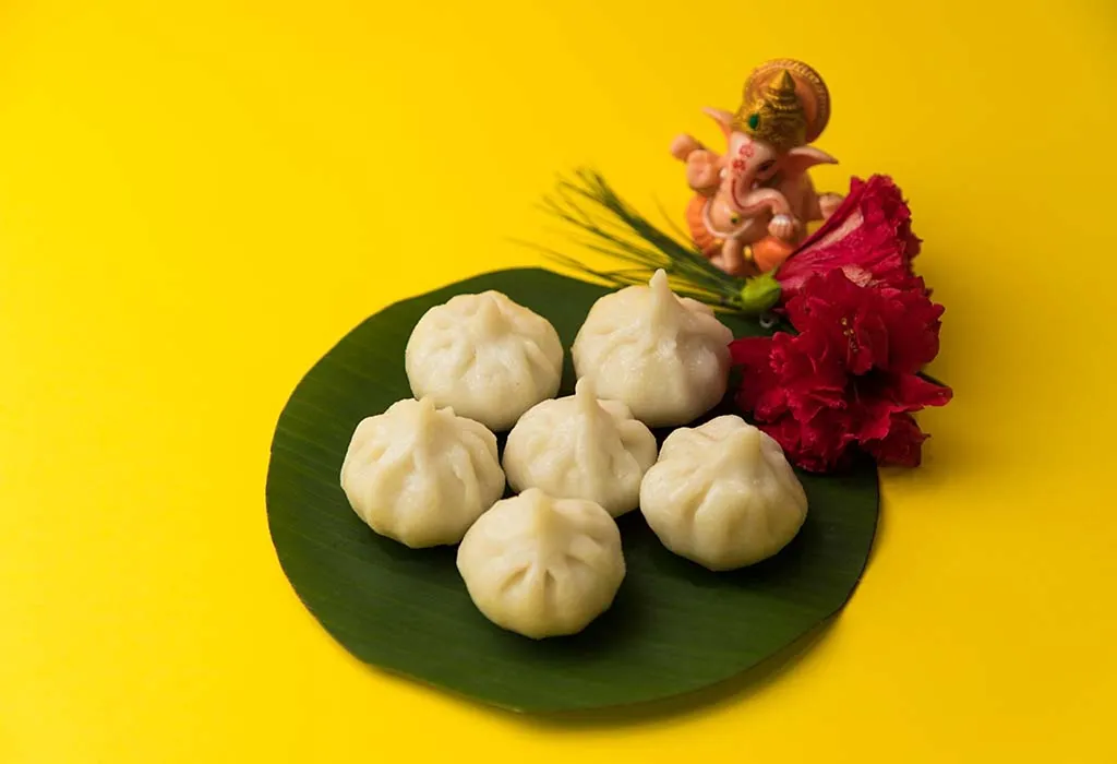 उकडीचे/वाफवलेले मोदक