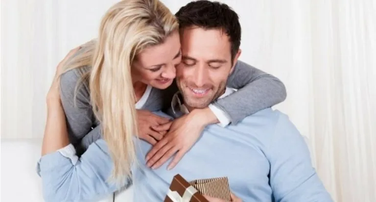 14 Best Valentine's Day Gift Ideas for Your Husband