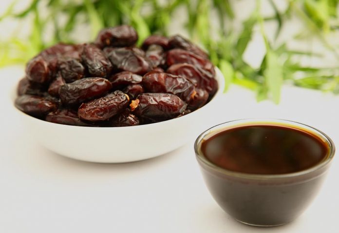 healthy-date-syrup-from-jomara-jomara