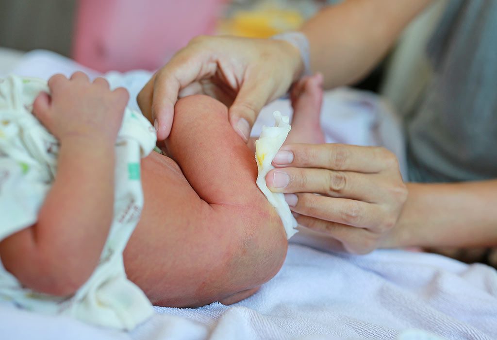 normal baby stool