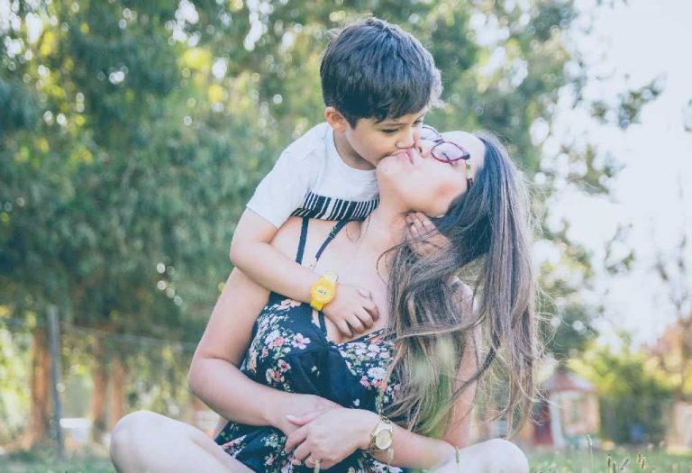 8 Times In Life All Moms Miss Their Moms – Very Much!