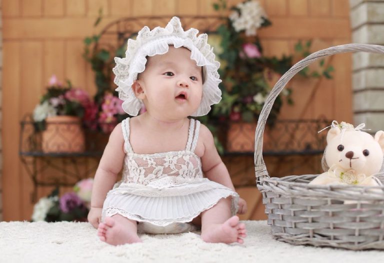 8 Hilarious Ways Hubby Could Dress your Baby
