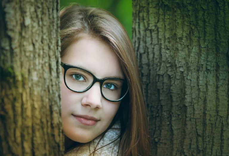 Eye Make-up For Moms With Glasses