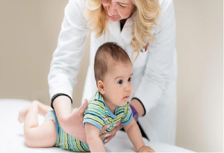 The Complete List of Warning Signs of a Physical Developmental Delay in Your Baby