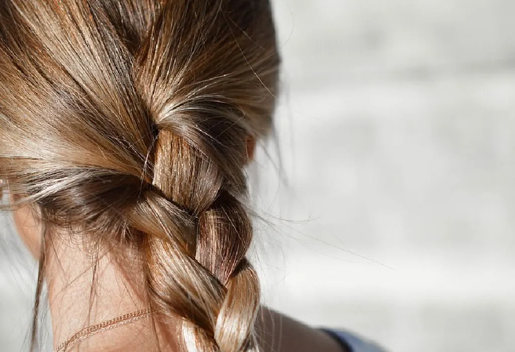 8 Fabulous Hairstyles For Pregnant Women