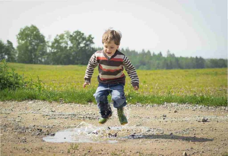 Helping Your Preschooler Improve Jumping Skills
