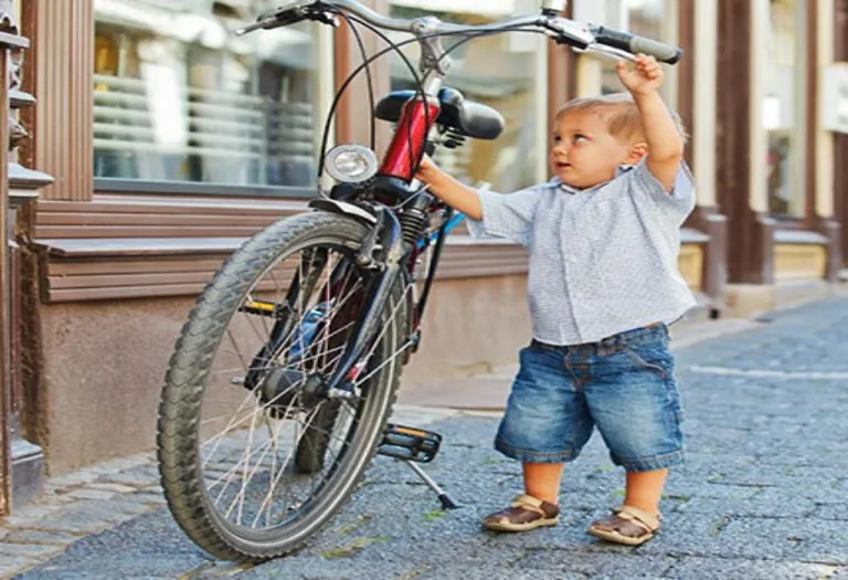 How to Teach Preschoolers The Difference Between Big and Small