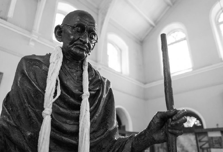 5 Lessons your Kids Can Learn From Mahatma Gandhi Movies